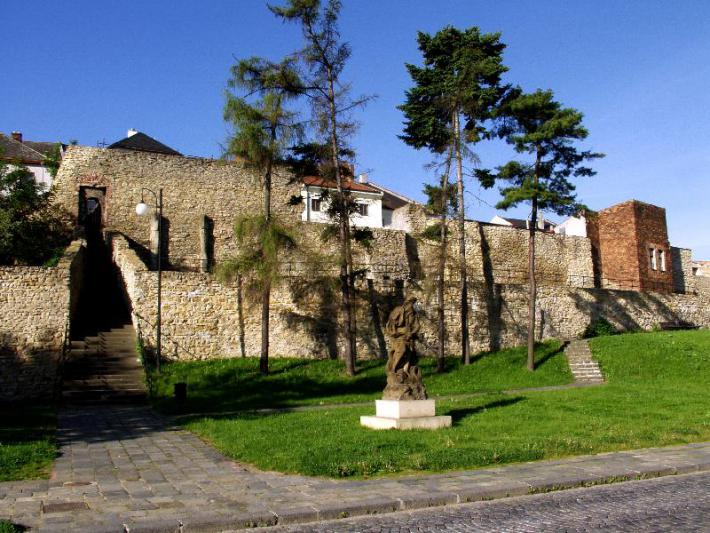 Hradby